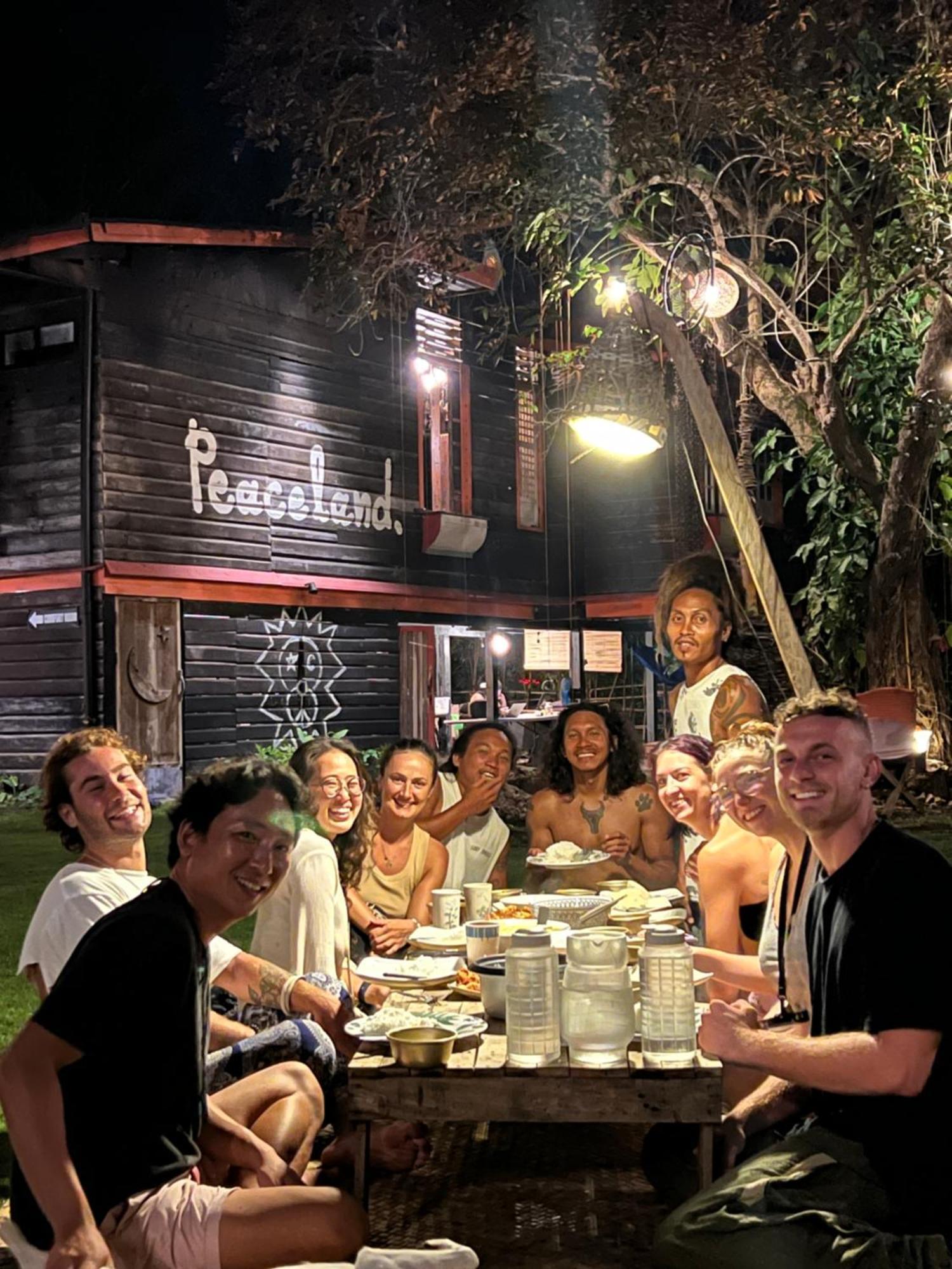 Peaceland Hostel Panglao Exterior foto