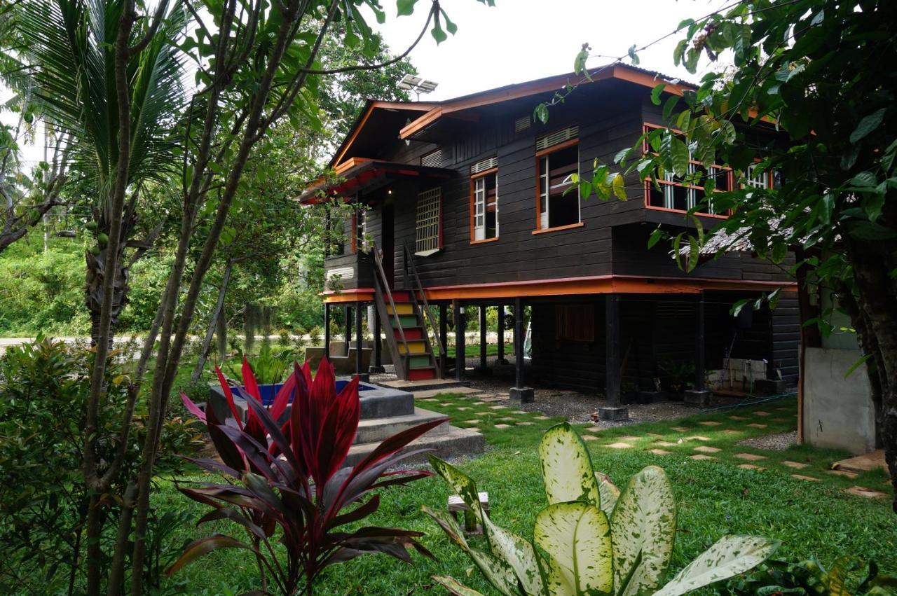 Peaceland Hostel Panglao Exterior foto